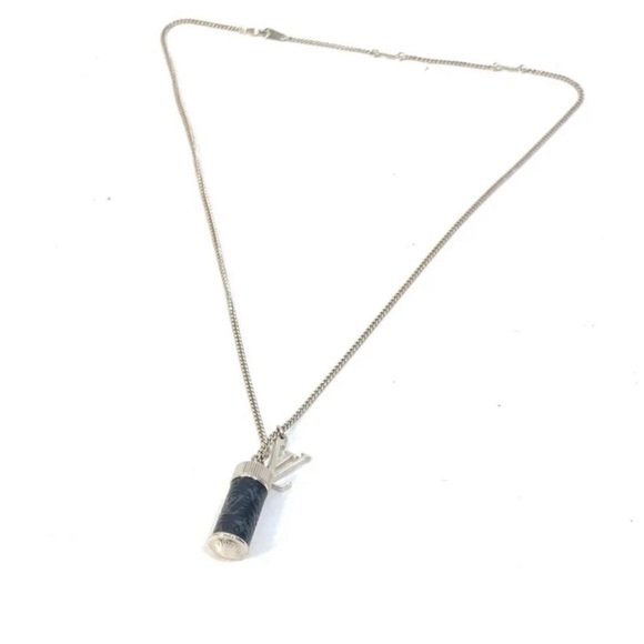 Louis Vuitton Luxury Statement Piece Necklace with Logo - Picture 5 of 8